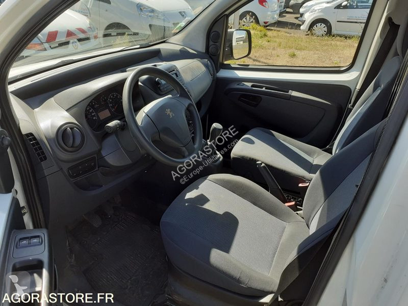 Samochód dostawczy Peugeot BIPPER