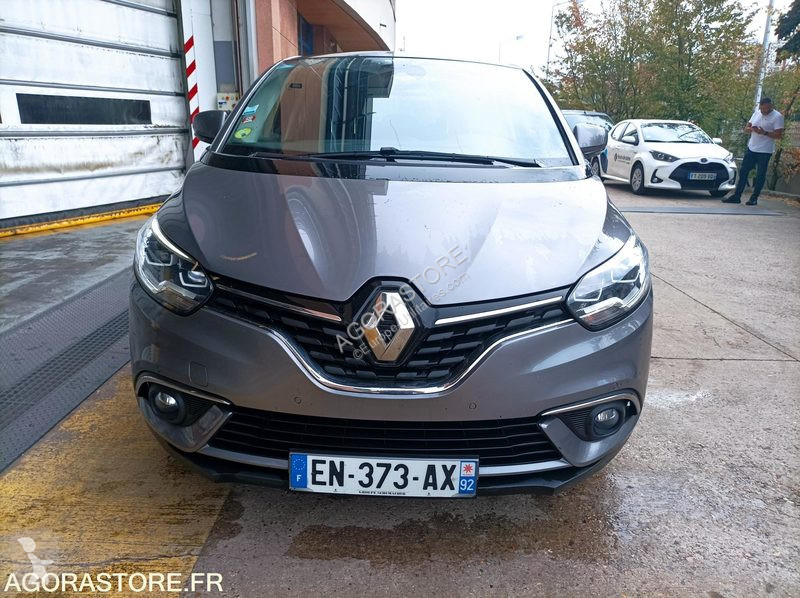 Samochód dostawczy Renault MEGANE