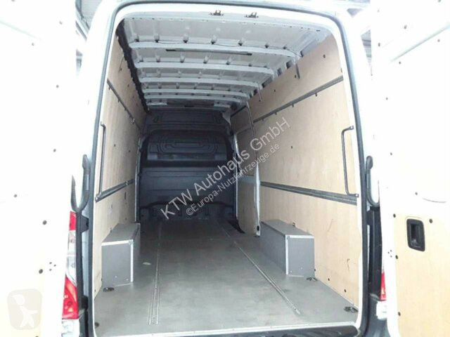 Samochód dostawczy Mercedes Sprinter 317...