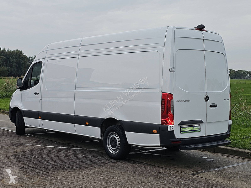 Autoutilitară Mercedes 317 L3H2 Automaat MBUX10