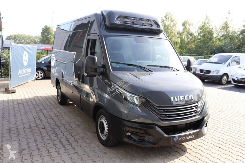 Nyttofordon Iveco 35S18