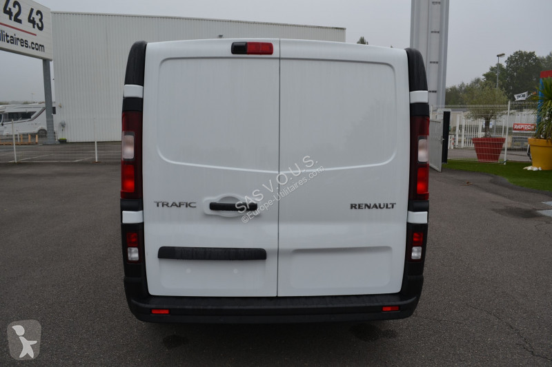 Véhicule utilitaire Renault  L2H1 2.0 dCi 130Ch...