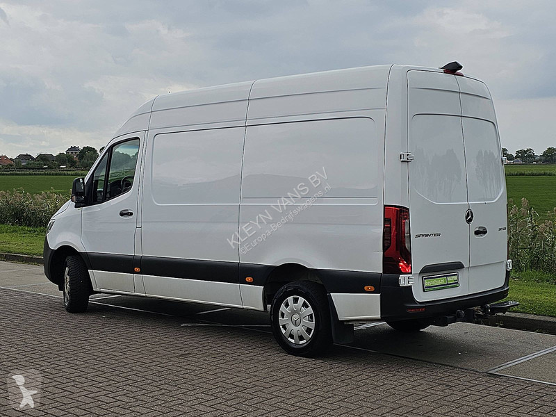Autoutilitară Mercedes 317 L2H2 LED 3.5t-Trekh