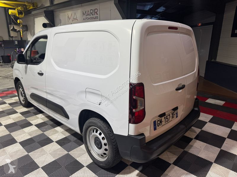 Véhicule utilitaire Peugeot PARTNER
