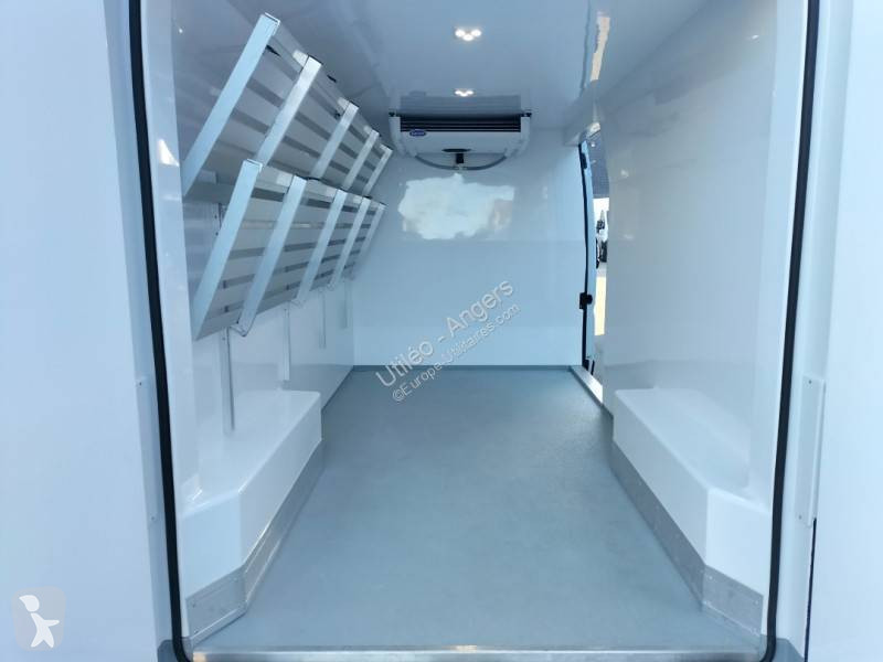 Véhicule utilitaire Opel 3.5 L3H2 2.2 140CH...