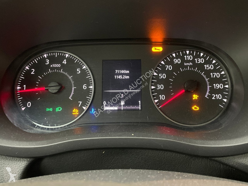 Furgoneta Renault T35 2.3 dCi 135 L2H3
