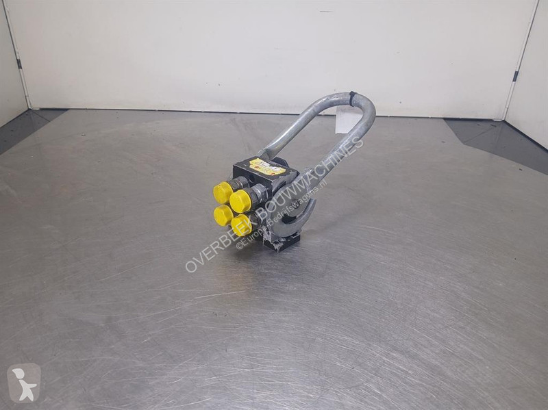 Véhicule utilitaire  2P508 - Multi-socket...