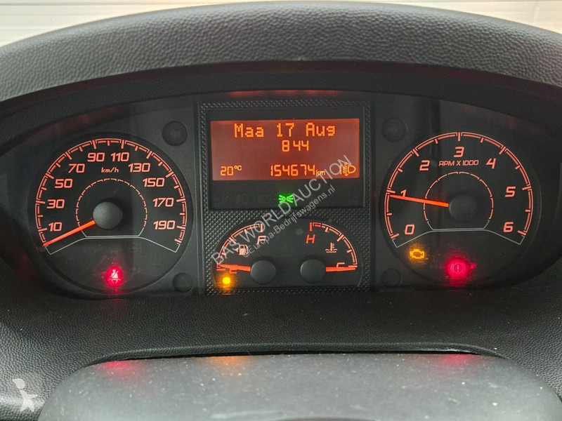 عربة نفعية Peugeot 435 2.0 BlueHDI L3H2 Pro