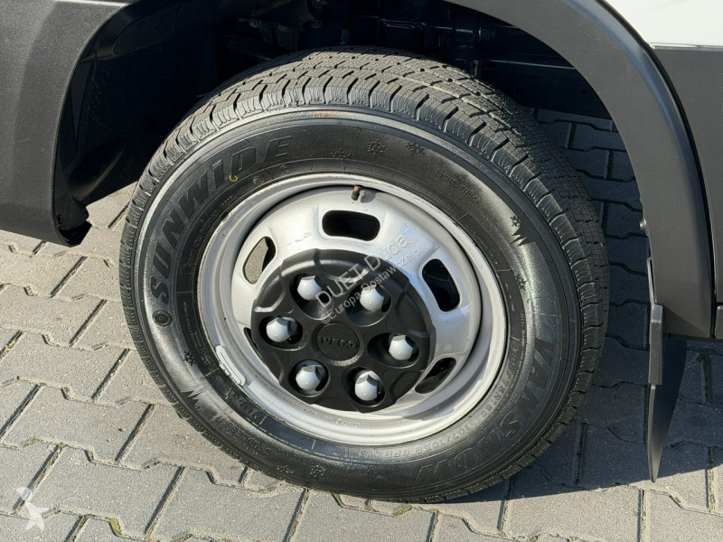 Furgoneta Iveco 35C18
