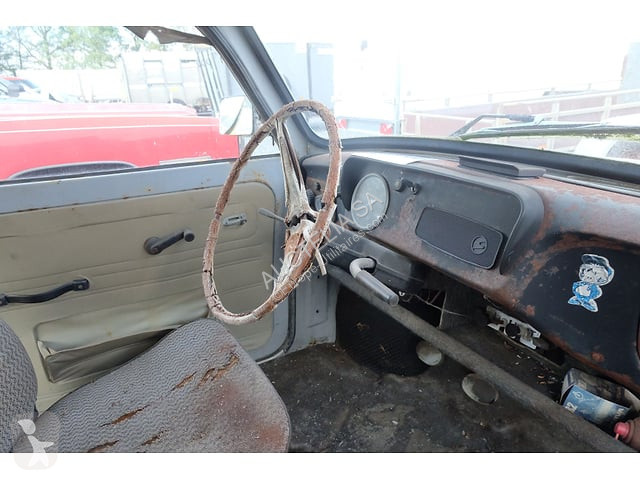 Furgoneta Trabant 601