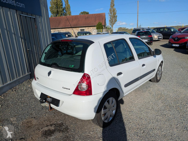 عربة نفعية Renault