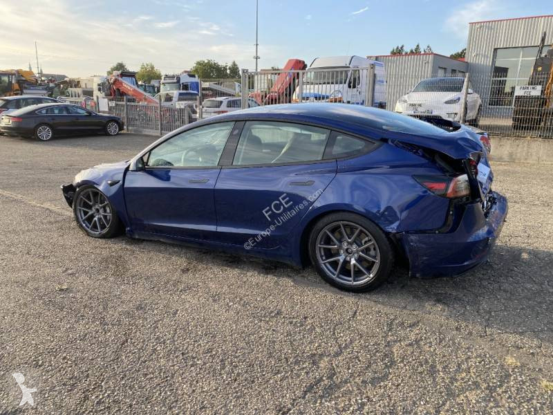 Véhicule utilitaire Tesla