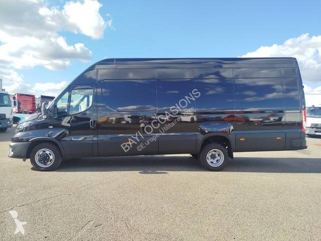 Veículo utilitário Iveco 35C21