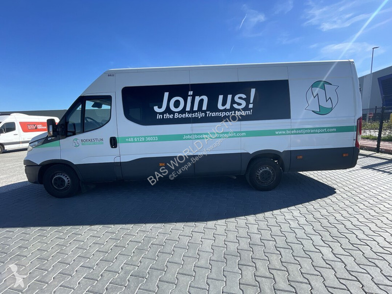 عربة نفعية Iveco