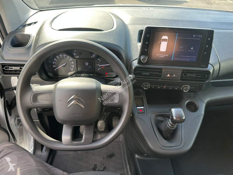 Varevogn Citroën BERLINGO 3 PLACES 10500HT M...