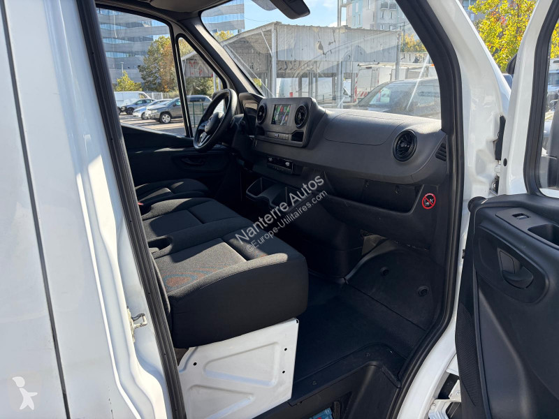 Autoutilitară Mercedes SPRINTER L3H2 20000 HT...