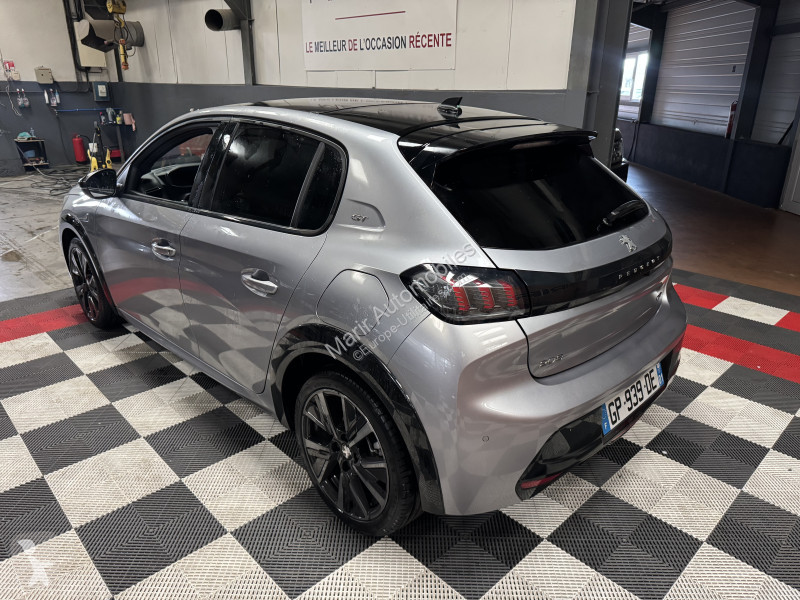 Véhicule utilitaire Peugeot 208