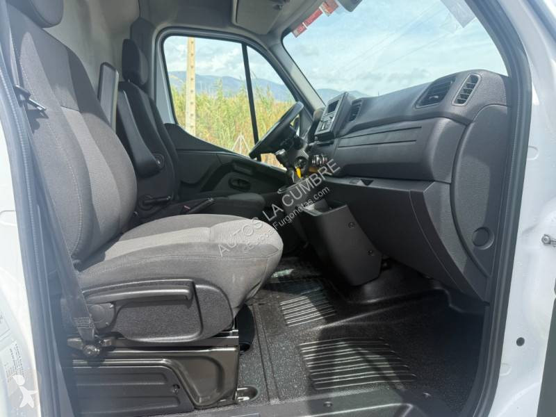 Furgoneta Renault 2.3 DCI 145