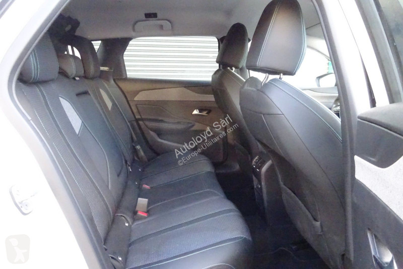 Veicolo commerciale Peugeot 1,5 HDI 130 BVA