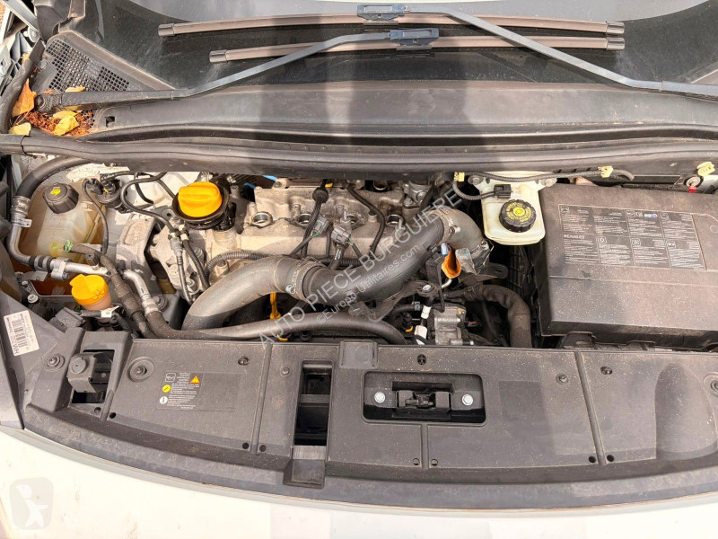 Véhicule utilitaire Renault Scénic III 1.2 TCe...