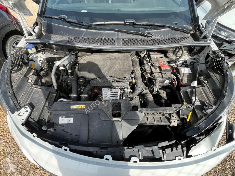 Samochód dostawczy Peugeot II 1.2i PureTech 130...