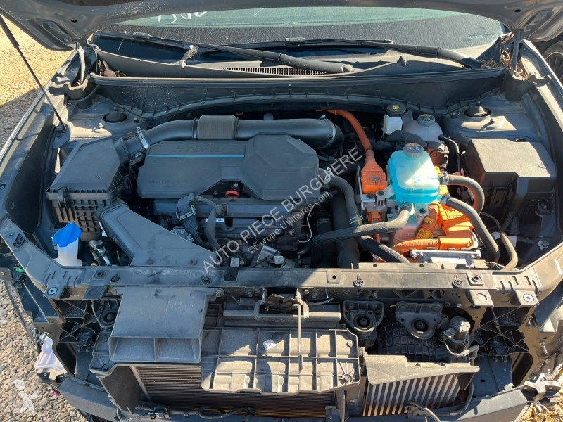 Лекотоварен автомобил Hyundai 1.6 T-GDi 265...