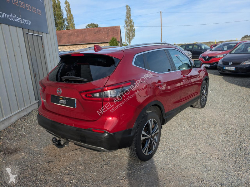 Лекотоварен автомобил Nissan