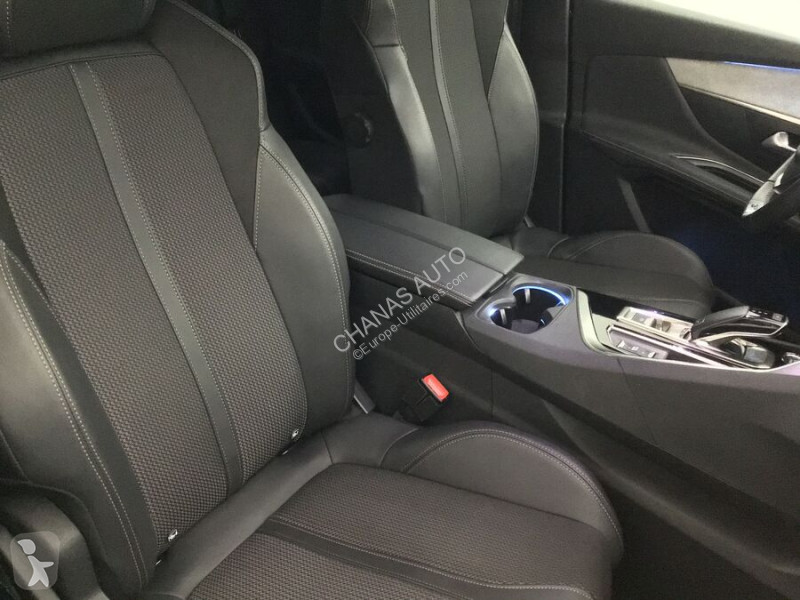 Autoutilitară Peugeot 1.5 BlueHDi 130 GT EAT8
