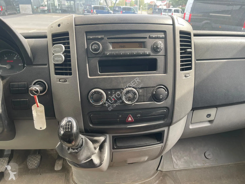 عربة نفعية Mercedes 515 *AHK 2,0t*Wegrijhulp...