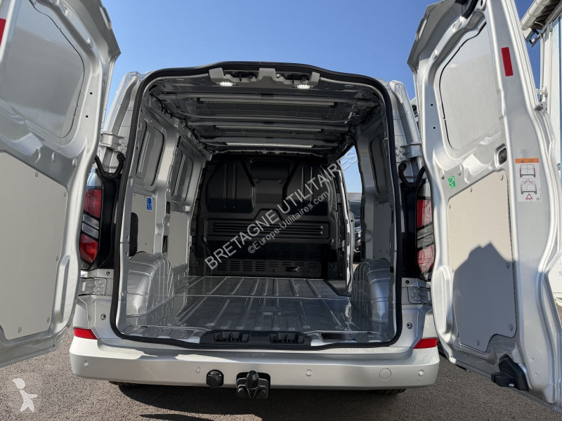 Véhicule utilitaire Ford TRANSIT CUSTOM FG 4X4...