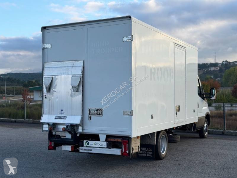 Véhicule utilitaire Iveco