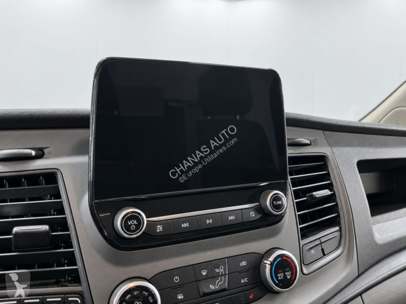 Véhicule utilitaire Ford 320 L2H1 2.0 TDCi 130...
