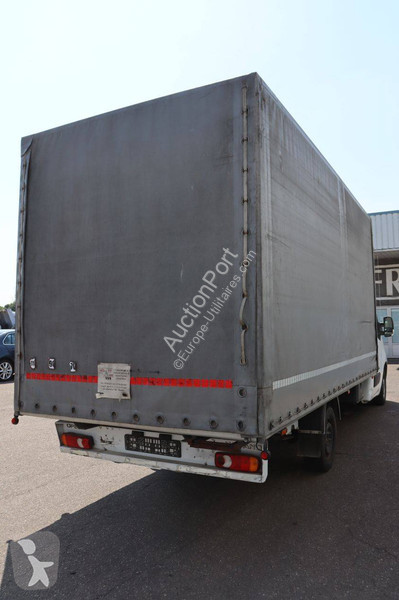 Véhicule utilitaire Opel F3500