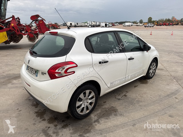 Véhicule utilitaire Peugeot