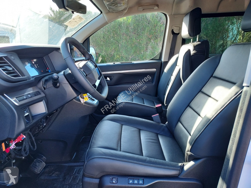 Fiat SCUDO FG BVA 5 PLACES XL 2.2 DIESEL 180CH...