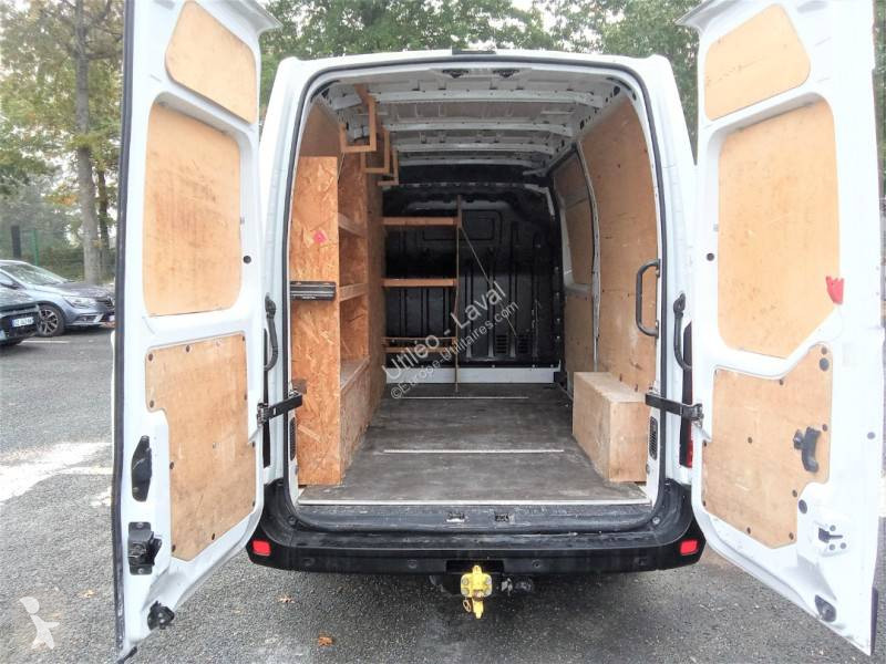 Véhicule utilitaire Renault F3500 L2H2 2.3 DCI...