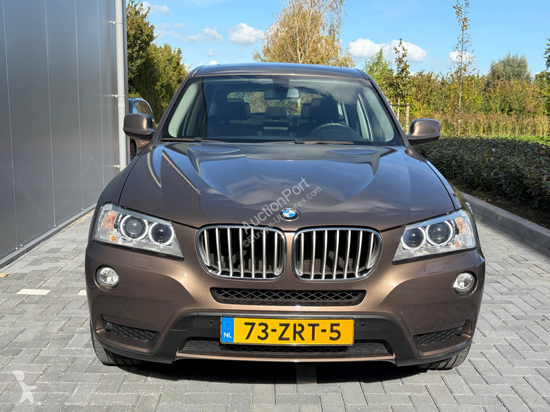 Véhicule utilitaire BMW