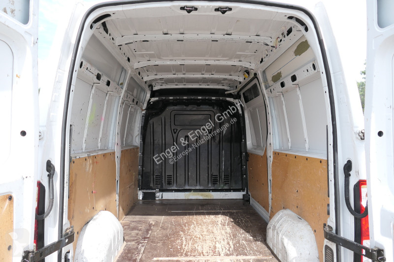 Véhicule utilitaire Nissan NV400 Pro L2H2 Klima...