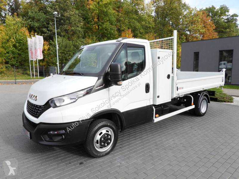 Véhicule utilitaire Iveco 35C16 DAILY