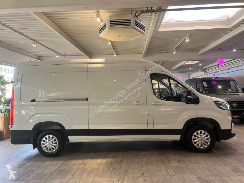 Véhicule utilitaire Maxus 9 2.0 TDCi L3H2...