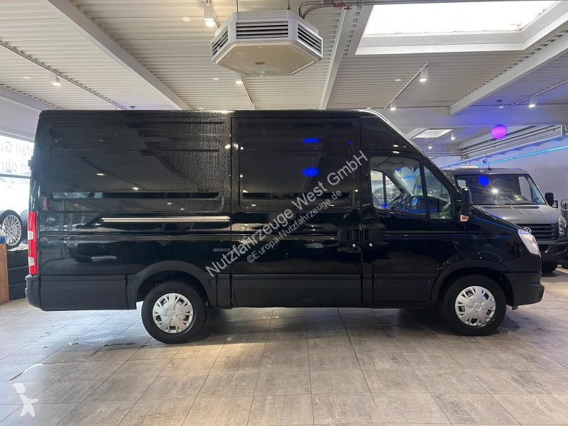 Véhicule utilitaire Iveco 35S17 *AHK=3,500...