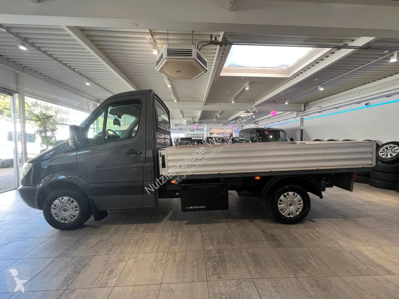 Véhicule utilitaire Mercedes 319 CDI V6...