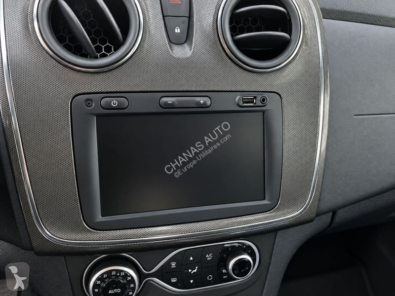 Véhicule utilitaire Dacia 1.0 TCe 100 Stepway