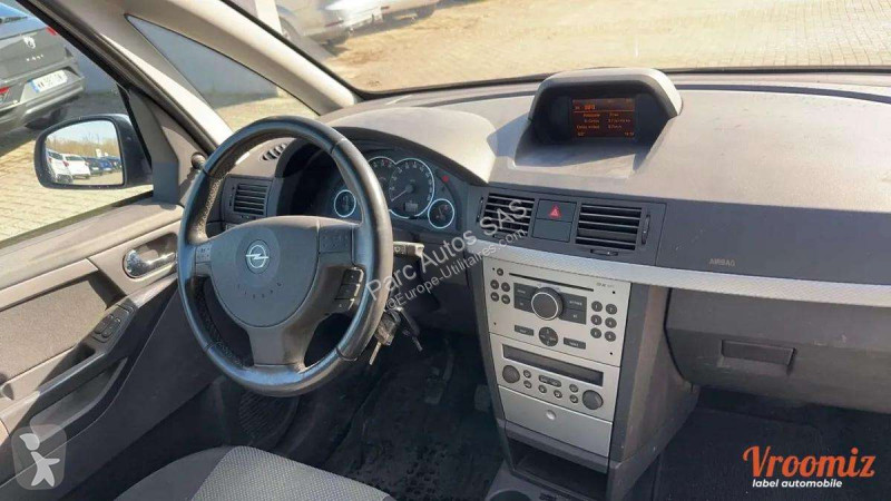 Véhicule utilitaire Opel