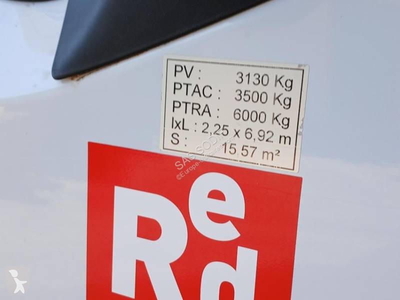 Véhicule utilitaire Renault  L3H1 2.3 DCI 145...