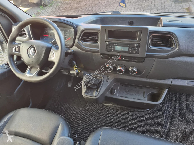 Véhicule utilitaire Renault 2.3 dci 146 pk...