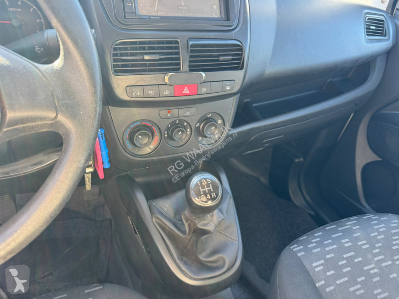 Véhicule utilitaire Opel 1.3 CDTi ecoflex edition