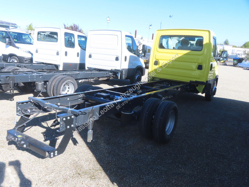 Véhicule utilitaire Iveco 70C18H/P Neufahrzeug...