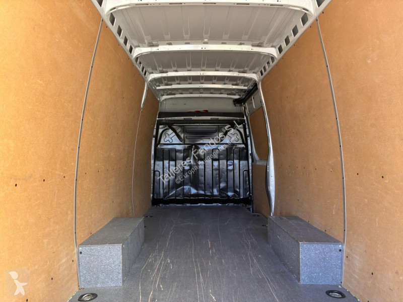 Furgoneta Iveco 35S16V