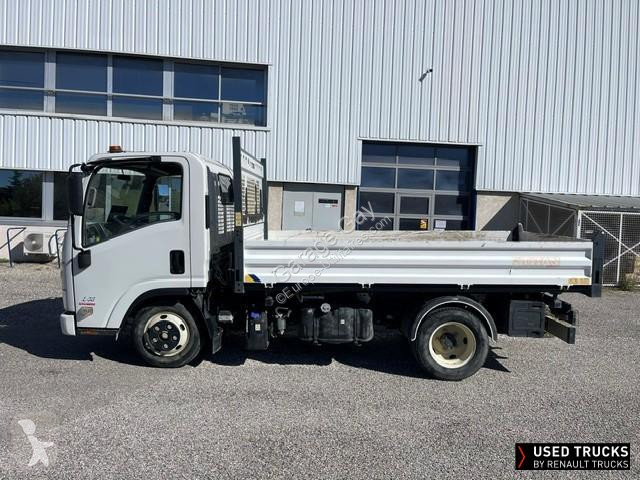 Véhicule utilitaire Isuzu